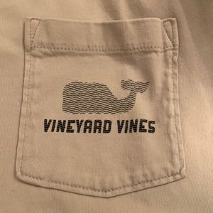 Vineyard Vines T-shirt